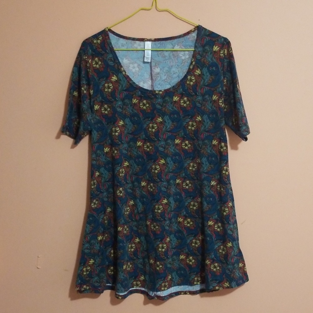 Lularoe perfect T